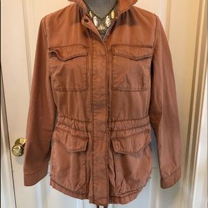 100% cotton jacket, zipper, snaps. drawstring rst